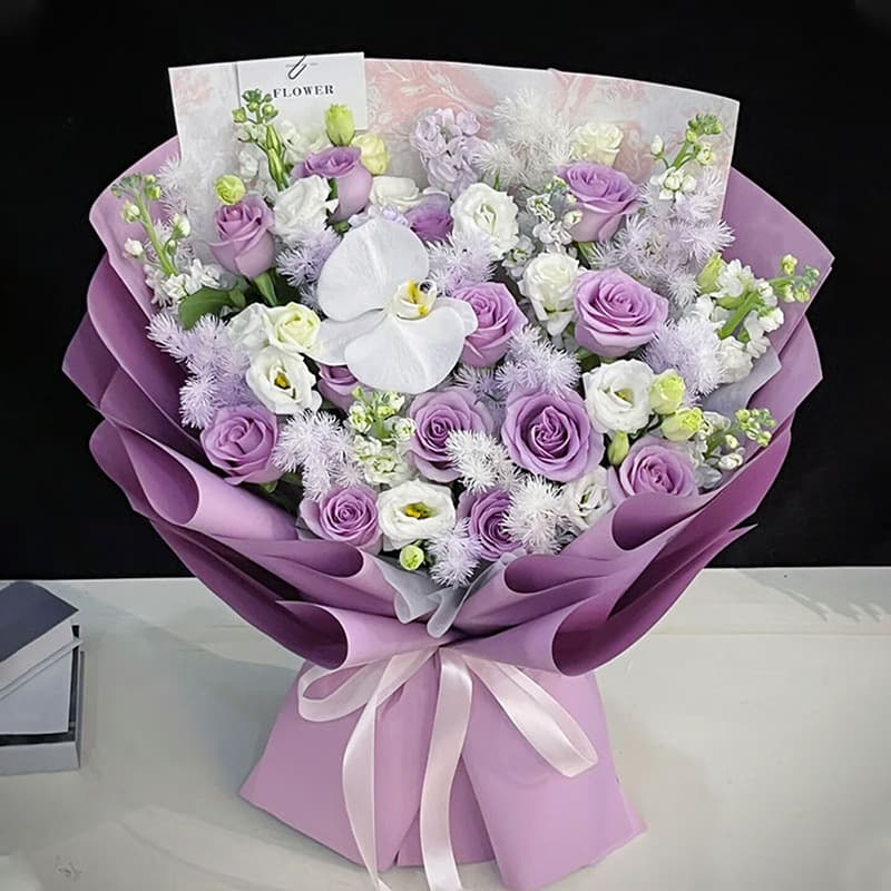 Love in flowers, 15 purple roses, 1 butterfly orchid