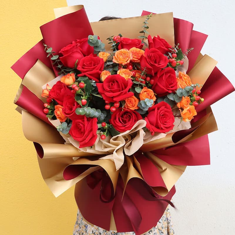 Lover's Bestseller · Lucky Flower Bouquet - Send love flowers to China