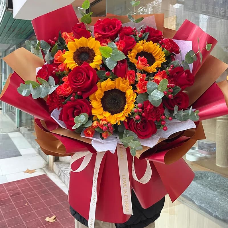 Time never ages, 11 red roses, 6 carnations, 3 sunflowers - Blessing flowers delivery to China