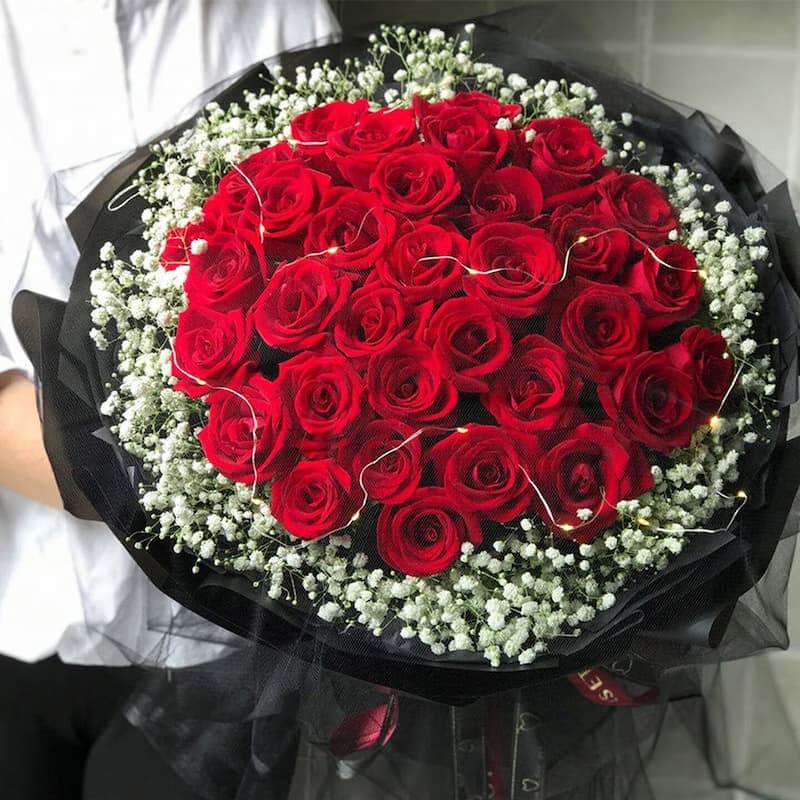 Every day for the rest of my life, 33 red roses
