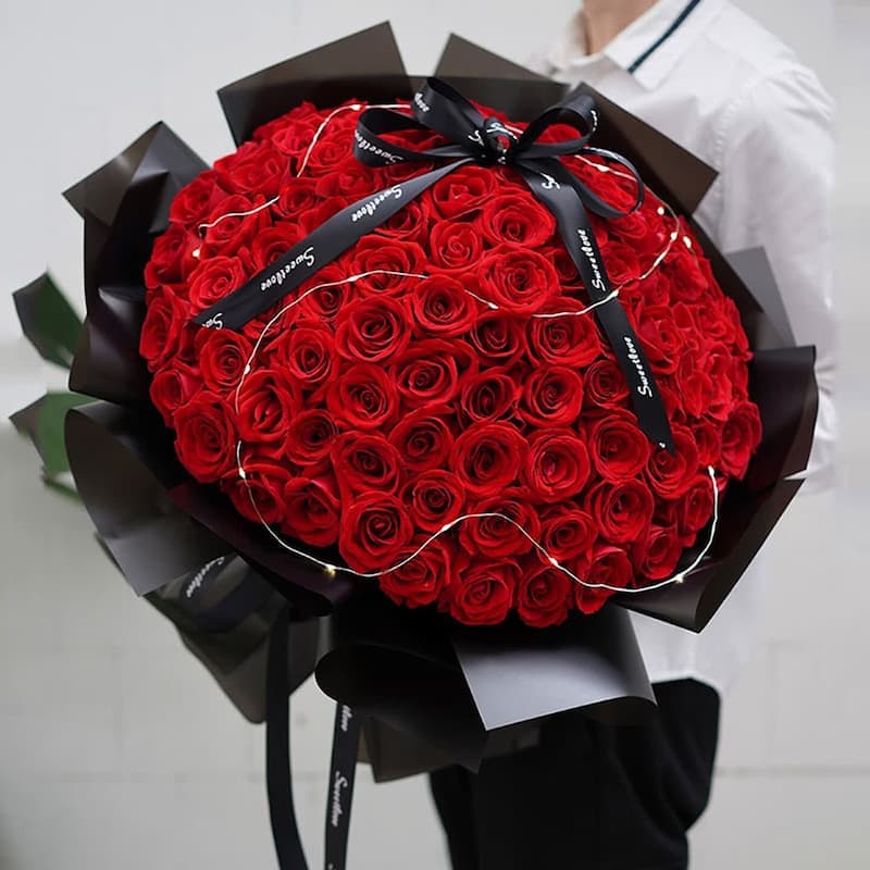 Devoted to this life, 99 red roses - Send love flowers to China